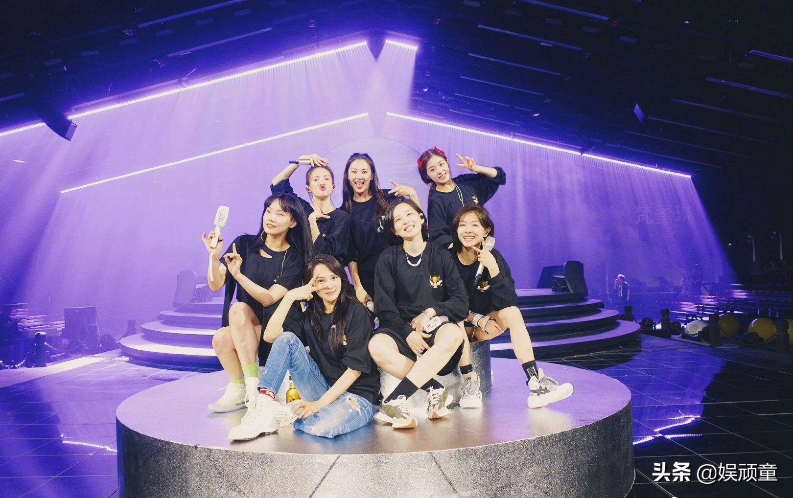 万茜孟佳私下关系,孟佳和万茜最新八卦