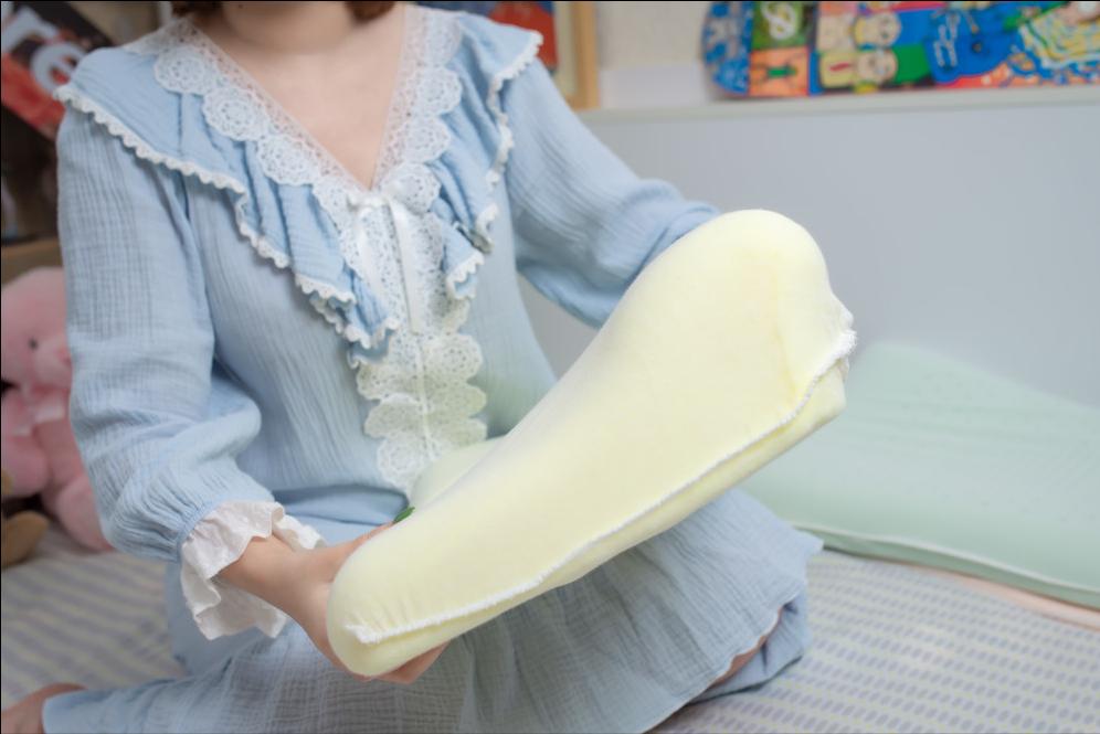 怎么选择适合自己的颈椎枕头,怎么选适合脖子的枕头
