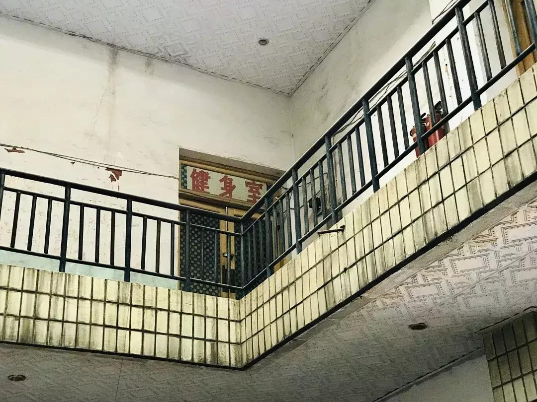 每个郫筒二小毕业的，都是在石牛公园耍大的