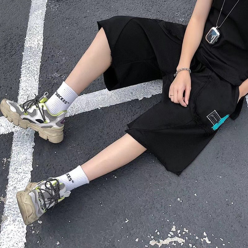 男生夏天穿短裤还是长裤,夏天短裤穿搭男生