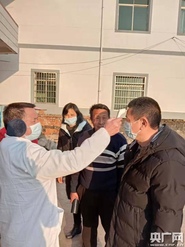 江西南昌县：889名乡村医生服务在“疫”线