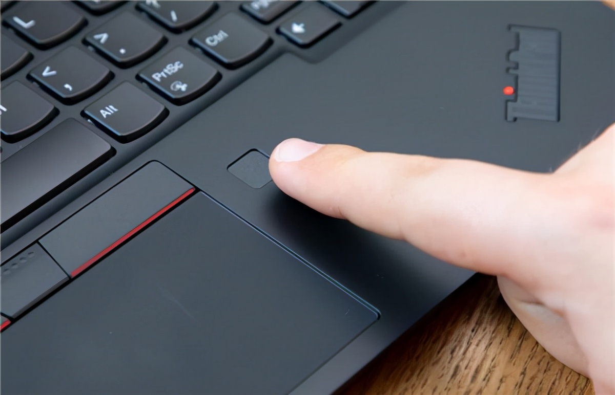 thinkpadx1carbon2019优缺点,thinkpadx1yoga和carbon选哪个