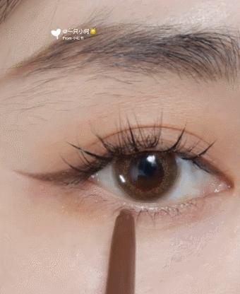 抖音这6个化妆技巧火了，一秒微笑唇也太鸡肋了