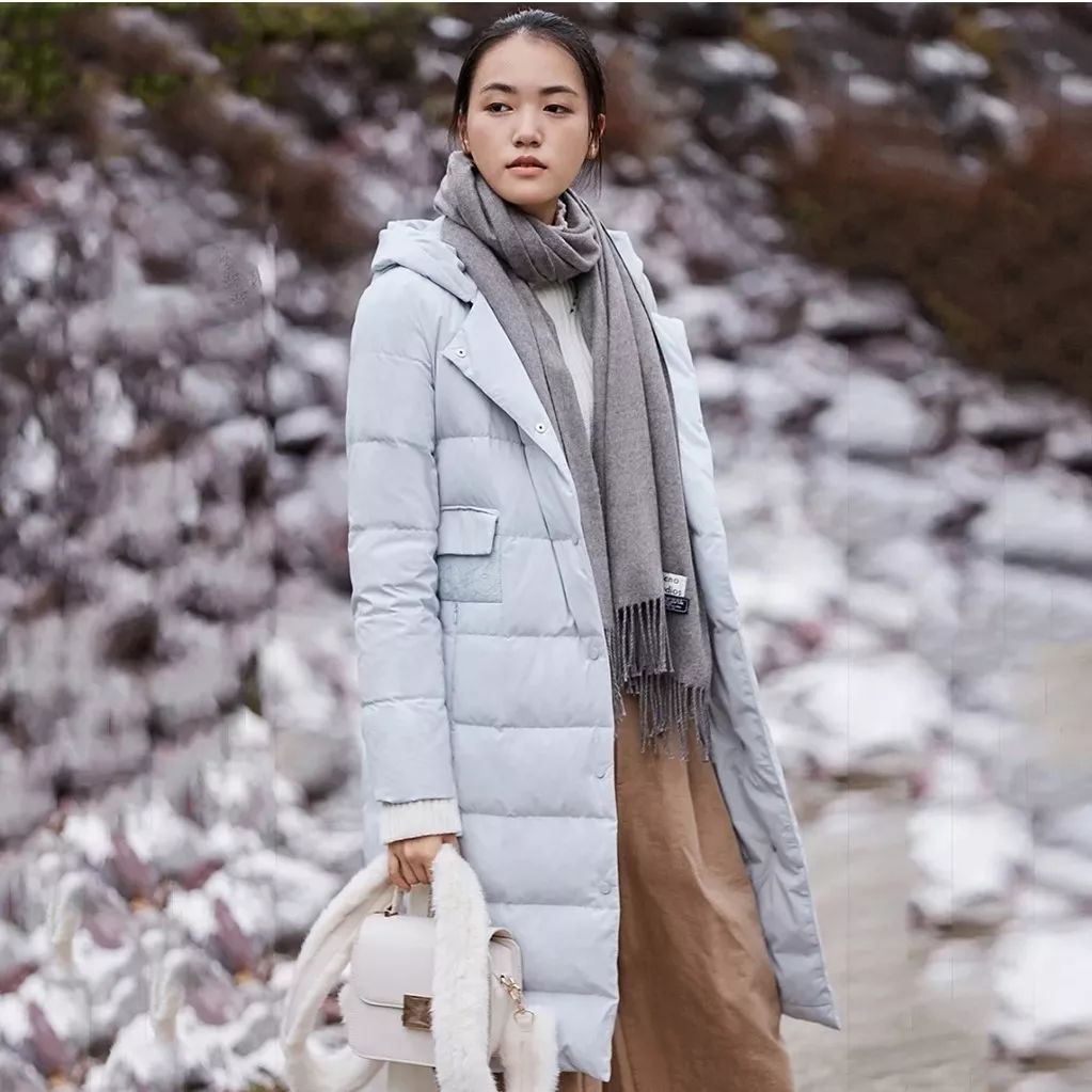 什么围巾织法简单好看,秋冬围巾披肩系法保暖又时尚