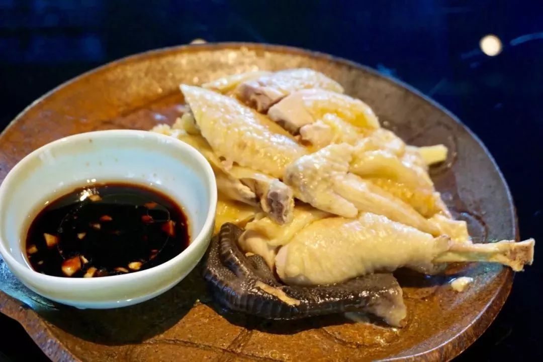 莫干山网红儿童旋转滑梯民宿,莫干山新晋森林亲子民宿无边泳池