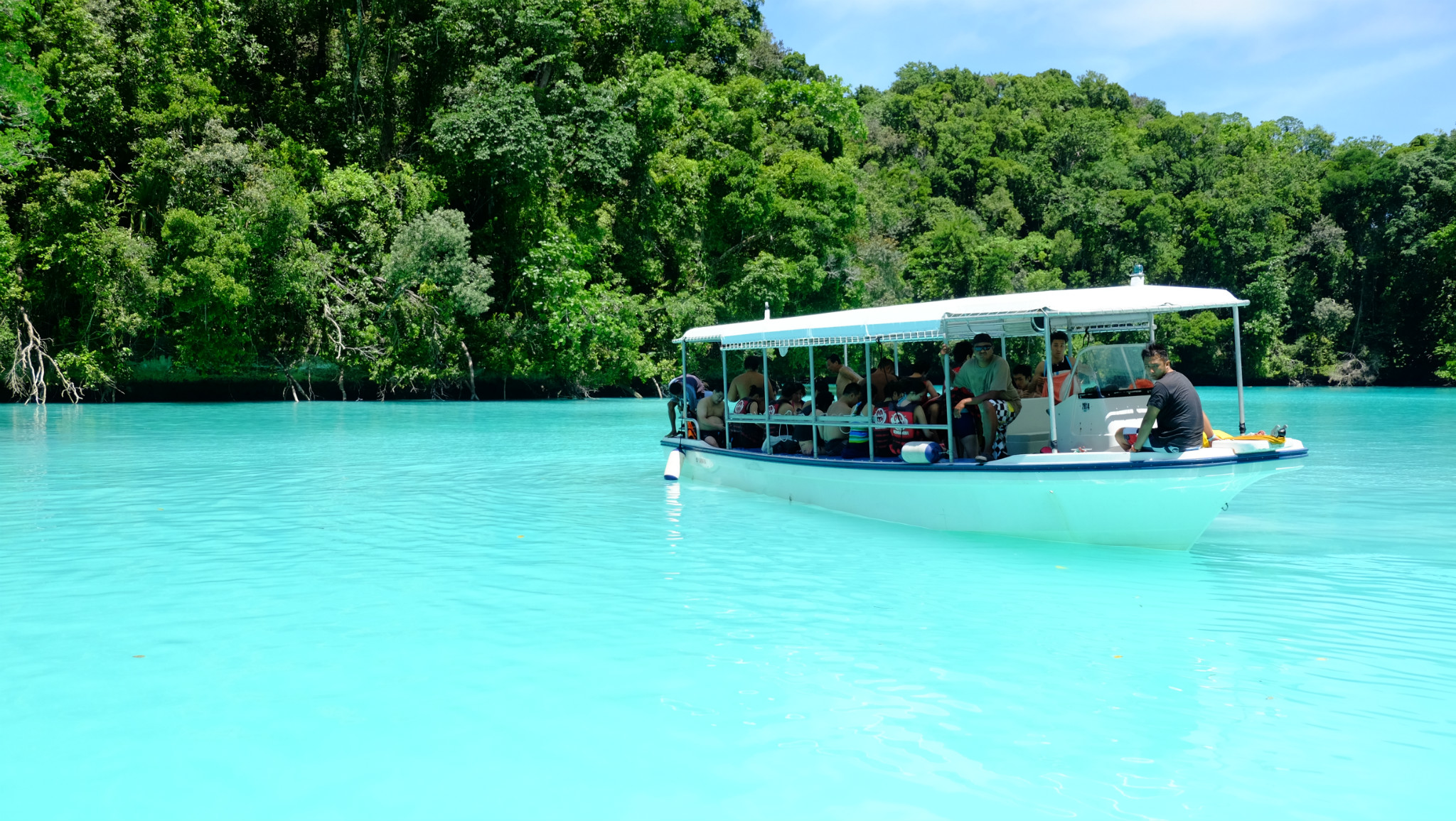 帕劳敢逆世界潮流，孤悬在太平洋上的岛国，到底是个怎样的国家？