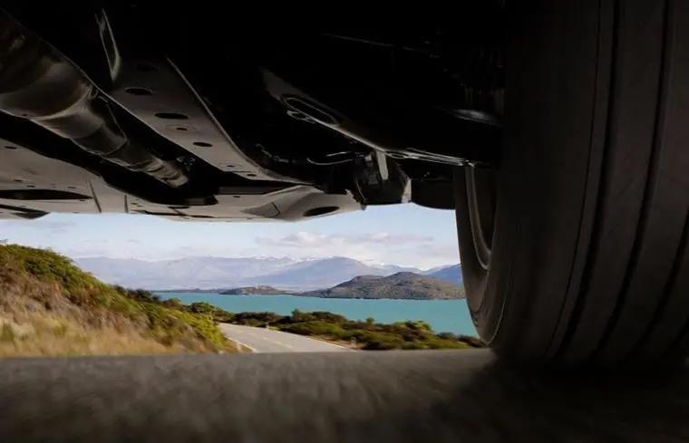 suv与越野车有什么区别,为什么suv和轿车同价位