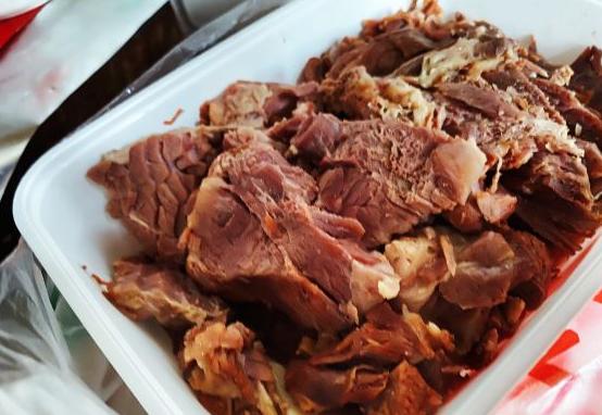 郑州老式大锅卤肉,郑州哪家卤肉肥而不腻最好吃