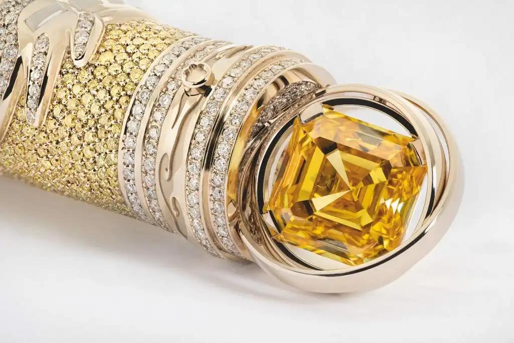 价值200万，以康熙、长城、泰姬陵作为创作灵感的笔长什么样？