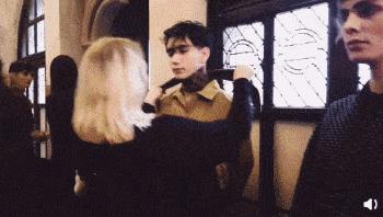 翻译被抓去选秀,翻译老师被抓到选秀