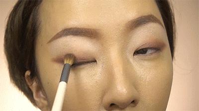 单眼皮眼妆的画法初学者视频,圆眼单眼皮内眦赘皮眼妆画法