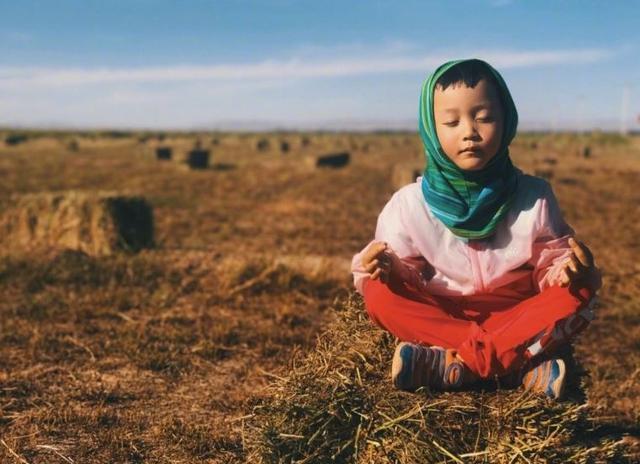 过雨林、穿沙漠、上少林，鹰爸乐嘉直言要对女儿再狠点
