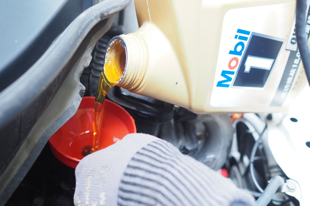 保养汽车要不要拿着保养手册,收藏汽车需要哪些手续