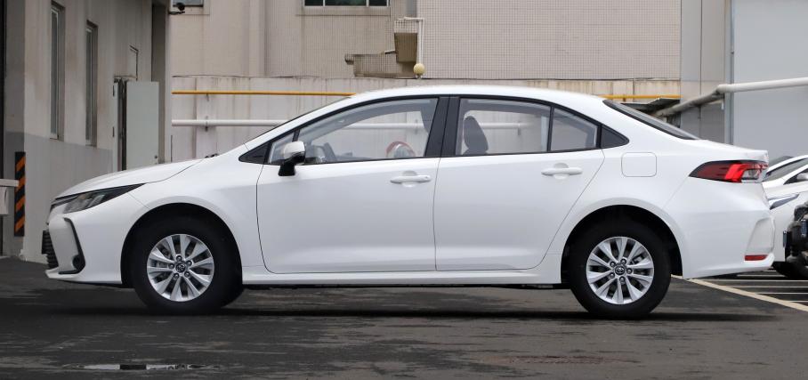 10万到20万最值得推荐车本田轿车,凯美瑞2.5和本田1.5t哪一个更省油