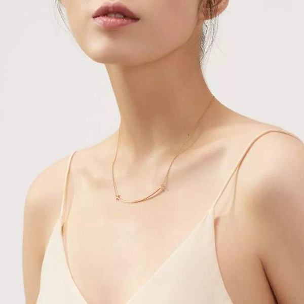 蒂芙尼笑脸项链买黄金还是玫瑰金,蒂芙尼笑脸项链小号大号哪个好看