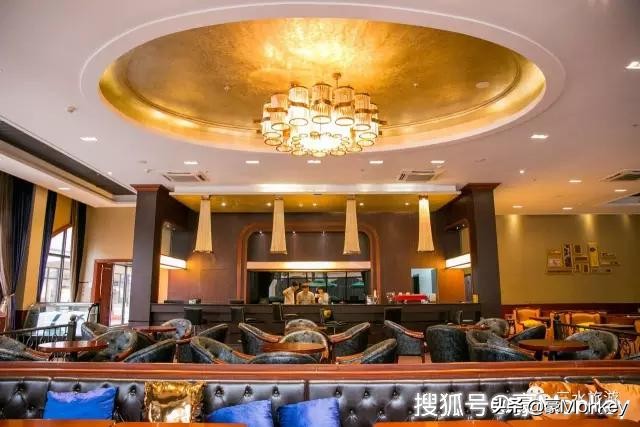 三水新昌奥特莱斯,新昌奥特莱斯是佛罗小镇吗