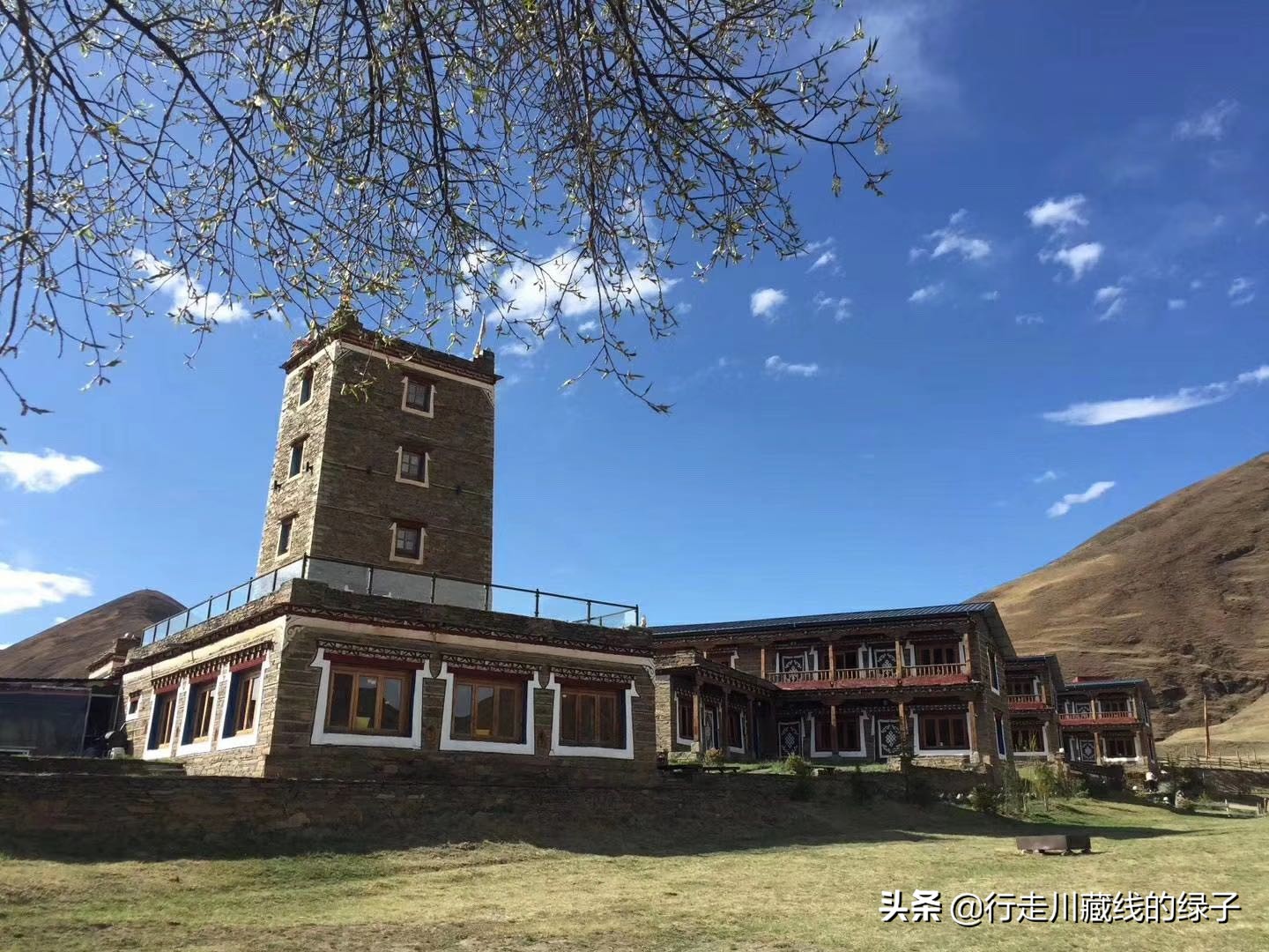 川藏线自驾游成都租车价格,川藏线租车自驾游多少钱