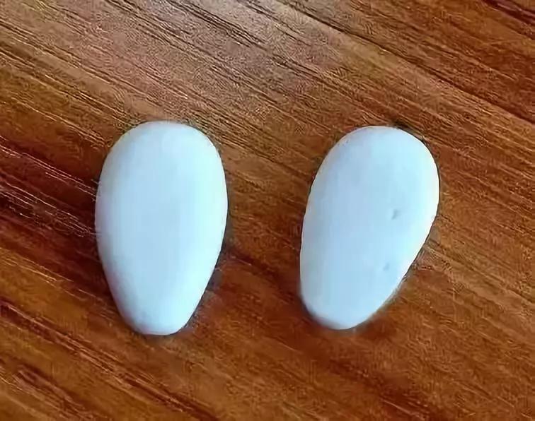 胡萝卜手工作品幼儿园简单教程,手工布艺胡萝卜制作过程图片