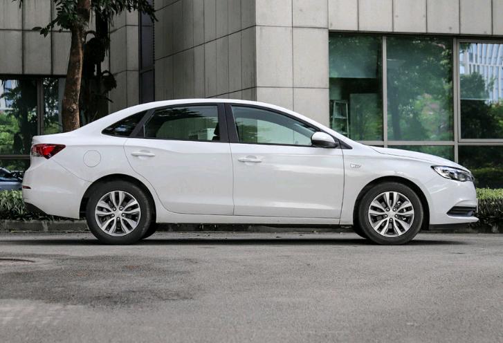 别克英朗2021精英1.5车主真实油耗,别克英朗最低价新车