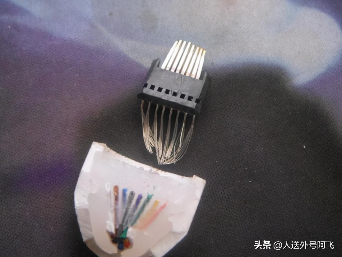 海康POE摄像头网线口坏了自己更换过程