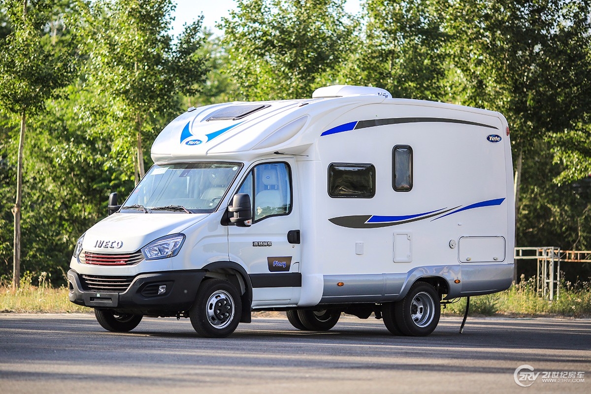 同级别房车谁敢跟它比轻量化！实拍亚特plasy631房车