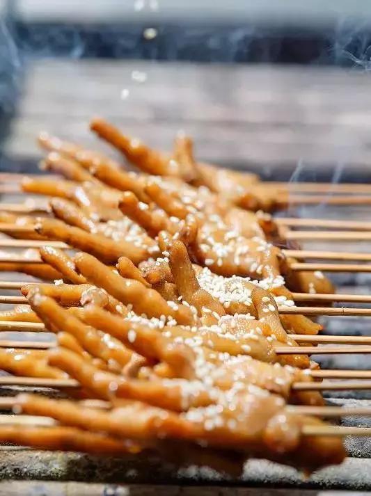 200+品牌线上线下同款同价，能不能省钱就看你了