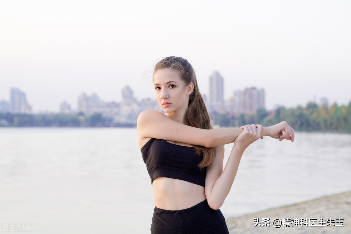 经常焦虑的人怎么才能减少焦虑,经常焦虑烦躁怎么安慰人