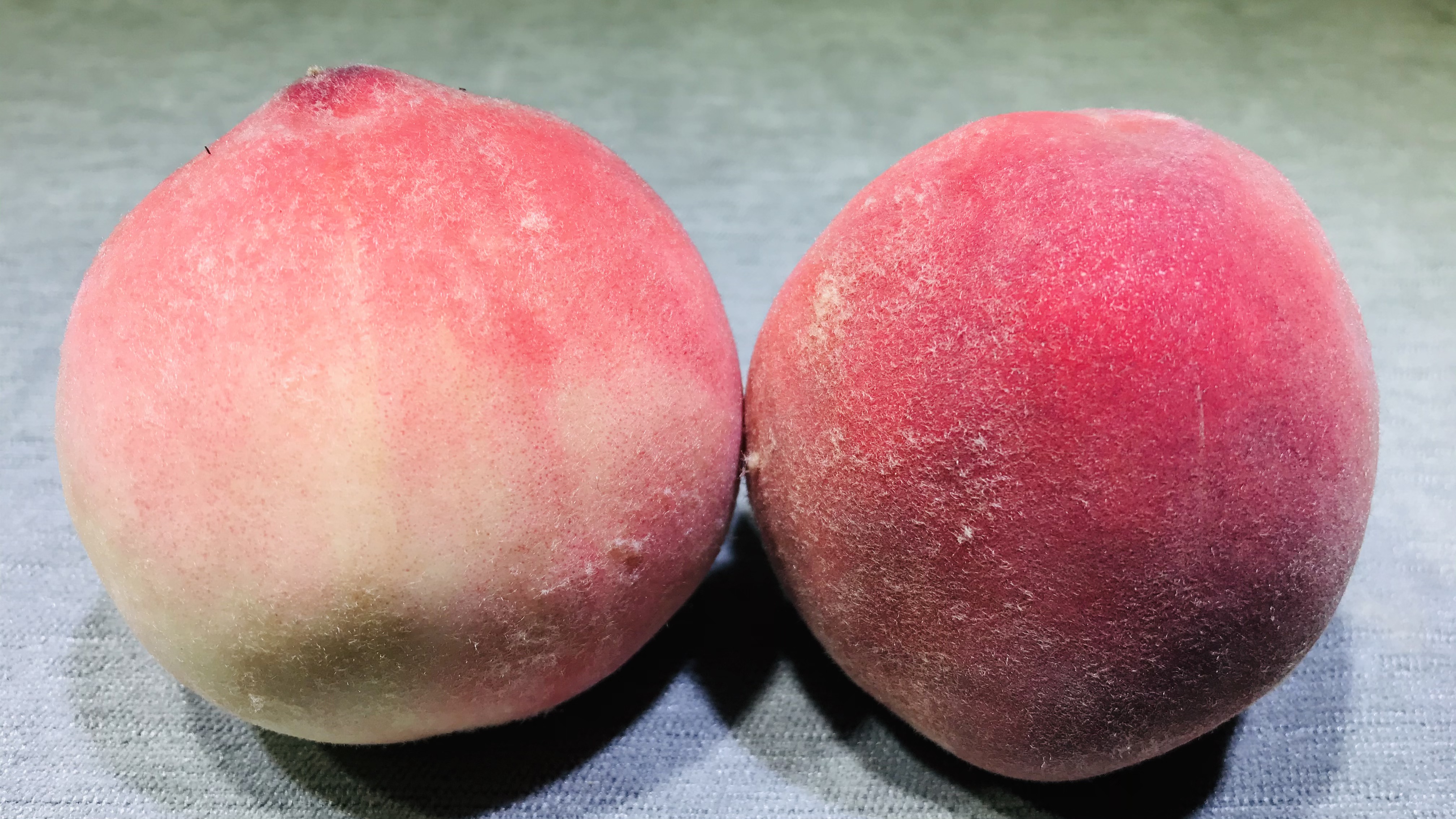 桃子甜不甜好吃,桃子不甜怎么变甜