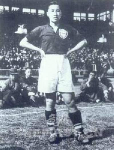 一百年前中国亚洲足球,100年前的中国男足有多厉害