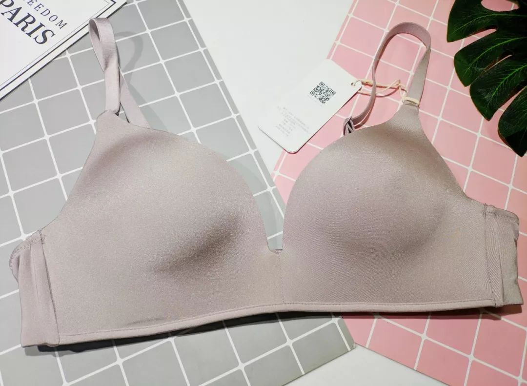 我花100块入三件夏日必备内衣，居然还有的剩