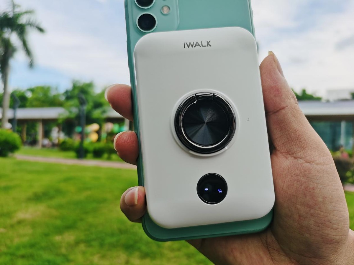 iwalk咔嗒宝评测,iwalk充电宝磁吸充电测试