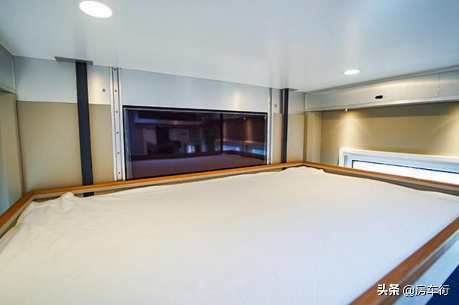 诺马迪森领航者f顶配,这才叫真正的奔驰