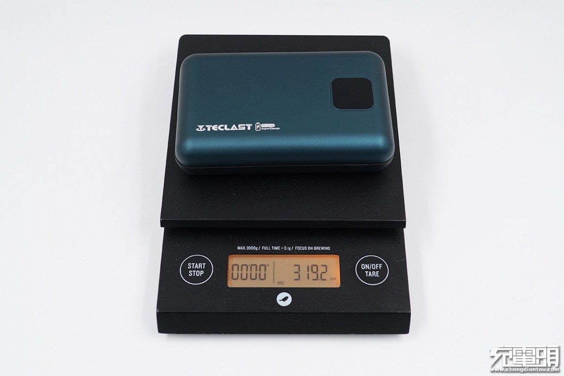 台电能量怪兽57000毫安充电宝拆解,台电20000毫安充电宝拆解