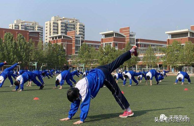 小学一二年级体育公开课,体育室内公开课视频大全