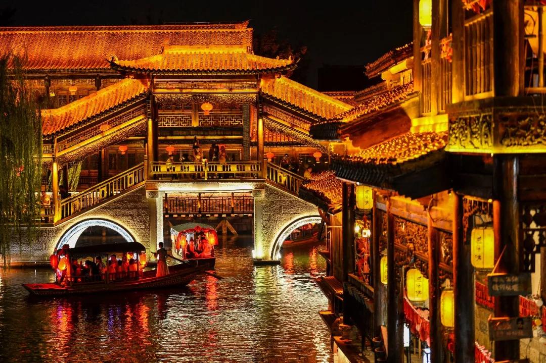 台儿庄春节旅游攻略,台儿庄古城过年