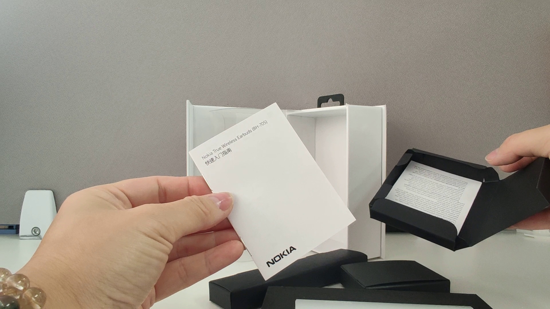 70小时续航宣告王者归来，诺基亚首款全无线耳机BH-705评测报告