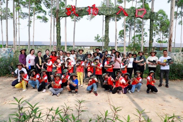 东莞东城万达亲子活动,亲子足球嘉年华广州上演