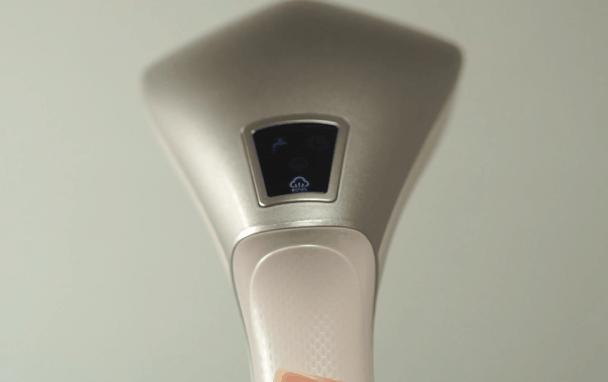 挂烫机一秒地摊货变大牌,摆地摊卖衣服用挂烫机