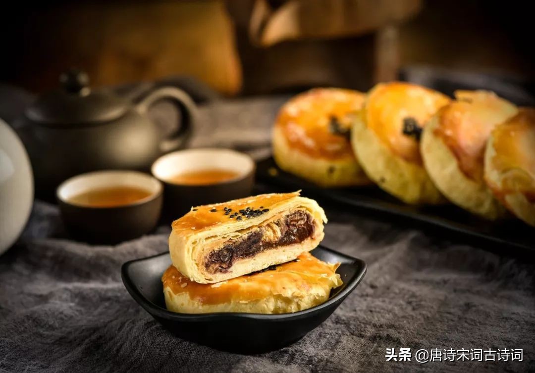 人生如旅唯有美食不可辜负的诗句,70句美食诗词不负人生不负胃