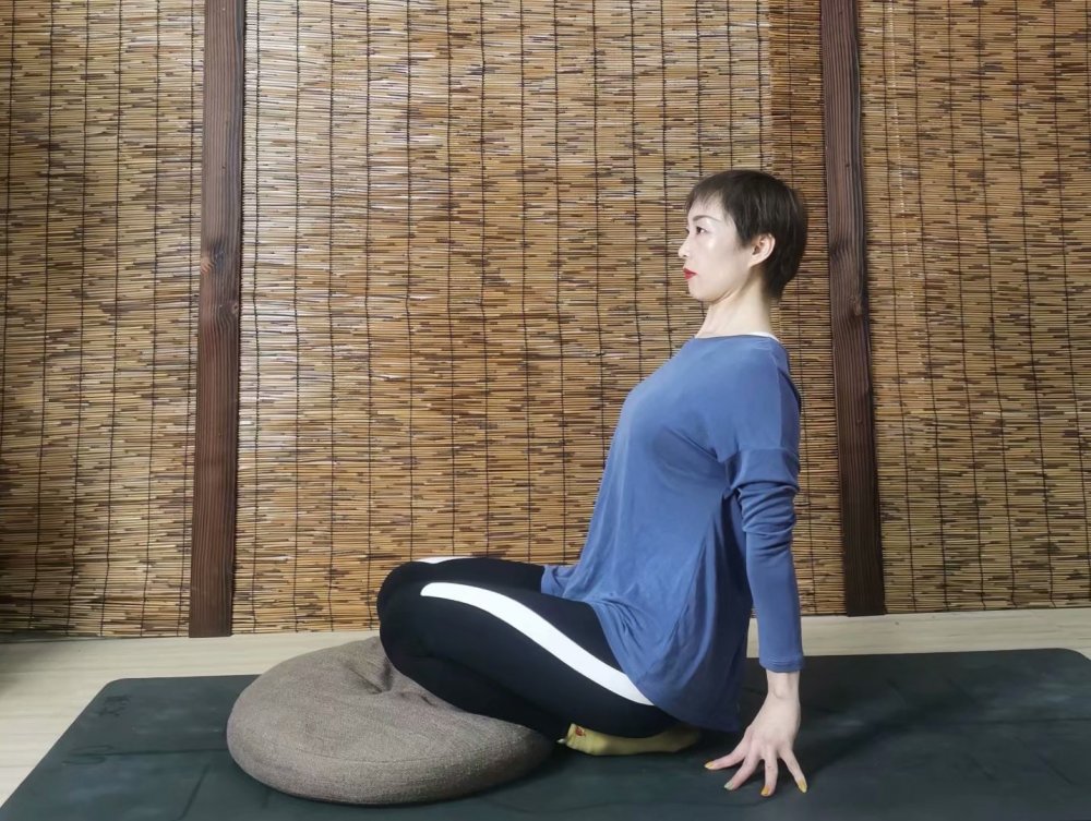 足内翻导致足弓疼,足内翻会导致什么腿型怎么改