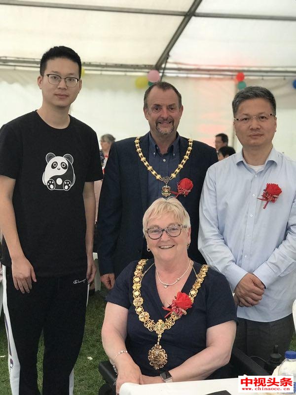 国风回潮｜雅鹿太极熊猫赴剑桥参加端午文化节