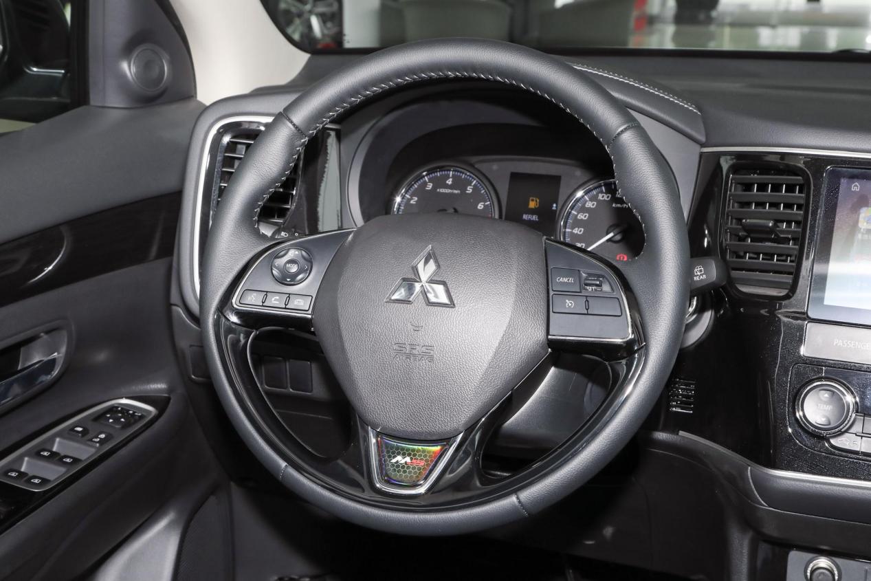 2022款全新欧蓝德2.5升四驱,21款欧蓝德两驱畅享5座