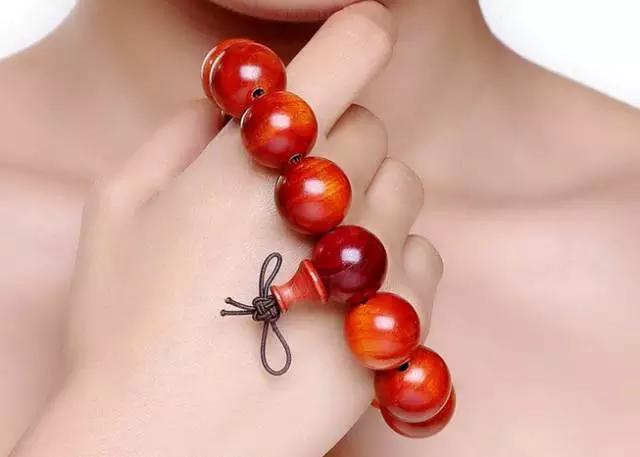 还在为穿绳子穿松紧带烦恼吗,还在为文玩打底烦恼吗