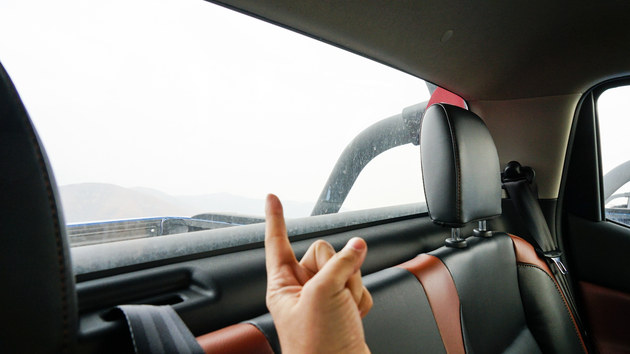 皮卡走高速拉蔬菜需要营运证吗,开皮卡拉蔬菜免过路费吗