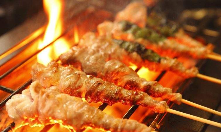 天津好吃的美食一条街晚上,天津中山路美食街