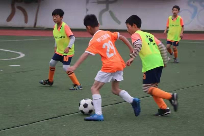 寒冬难敌足球热!岳阳这两校的球赛真精彩