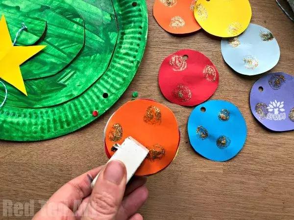 幼师剪纸手工技能大赛作品,幼师贴门上长条创意剪纸