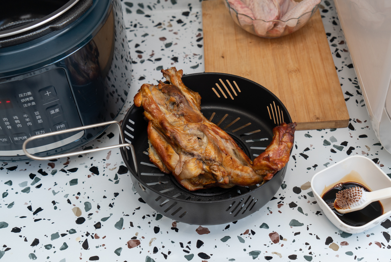 苏泊尔新款带菜谱的电压力锅,经济实惠的苏泊尔电压力锅