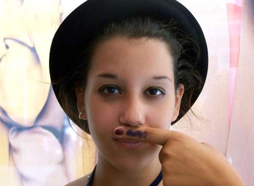 男性胡子生长速度如何长得更慢,男人长胡子快说明什么