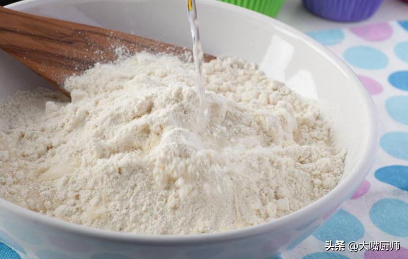 标准面粉和全麦粉的区别,什么牌子的面粉是全麦粉